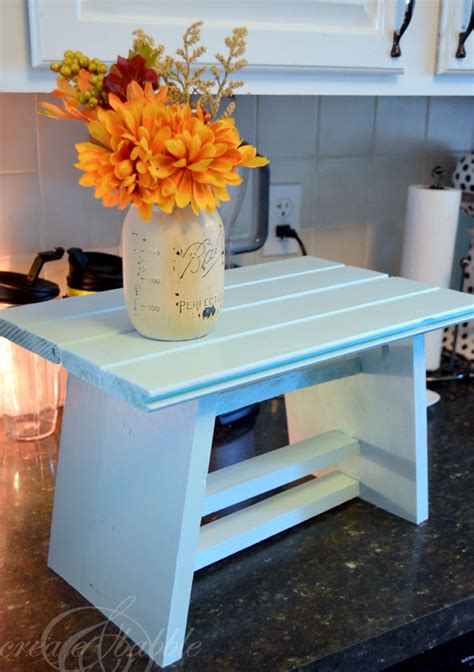 DIY Kitchen Step Stool 的图像结果