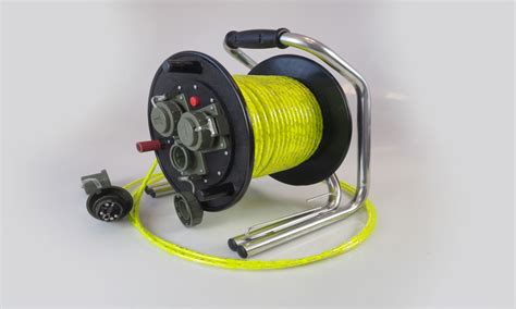 The reflective cable that makes hazards visible