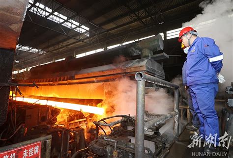 《湖南日报》衡阳：钢管产业链企业开足马力赶订单-衡阳华菱钢管有限公司