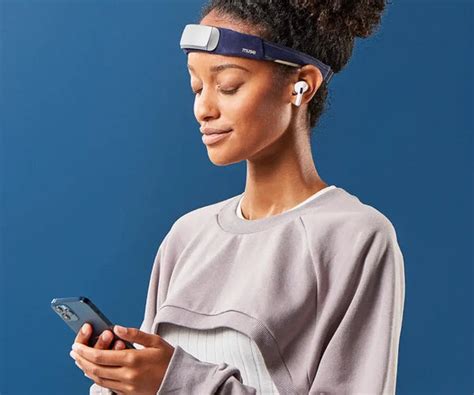 The new Muse S headband employs digital sleeping tablets to assist you ...