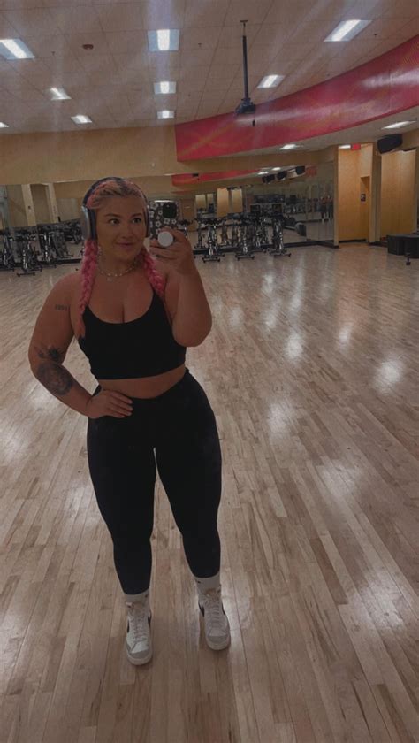 u/guesswhox2 : r/blackleggingslove