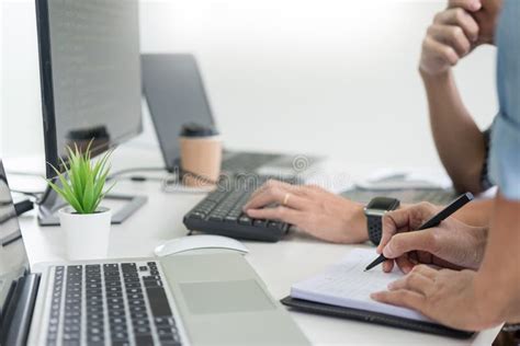 Programming Code Screen Shot 的图像结果