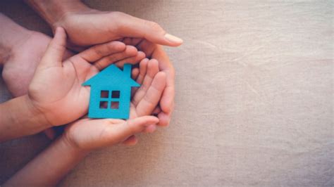 Bajaj Housing Finance files ₹7,000 crore IPO draft with SEBI - b2b