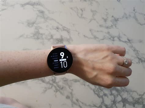 Samsung Galaxy Watch Active 2 44Mm Vs 40Mm at Rose Holeman blog