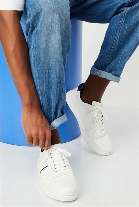 Buy Casual Shoes for Men Online in India | Max Fashion