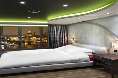 bedroom high ceiling design ideas