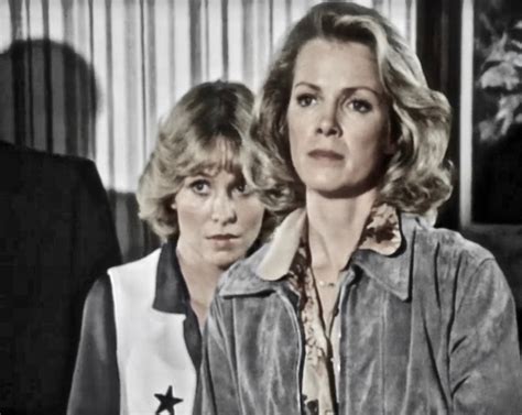 cult film freak: LARAINE STEPHENS HEADS THE 'DALLAS COWBOYS CHEERLEADERS'