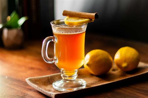 Hot Alcoholic Drinks and Cocktails For Fall and Winter