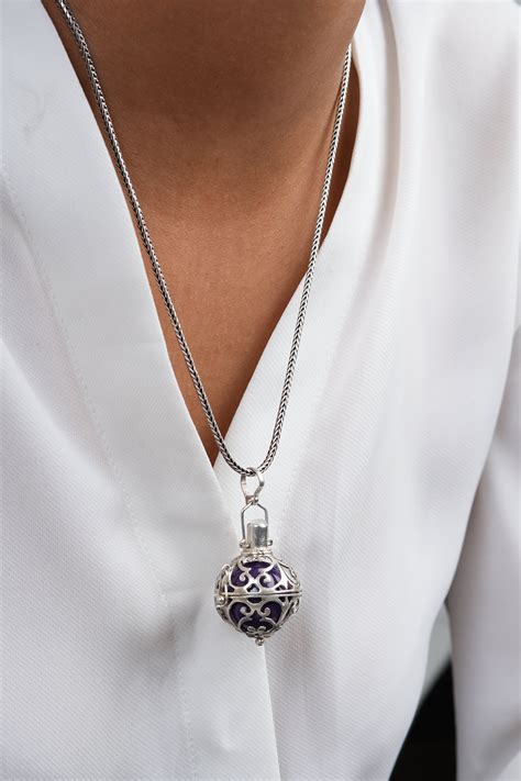 The Arabian Ball Silver Pendant – Totapari
