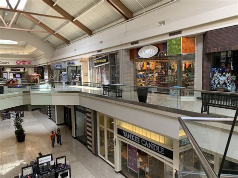 Most stores remain closed as Boise Towne Square opens - BoiseDev