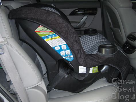Costco Car Seat Installation - Velcromag