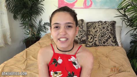 Petite Brooke Haze Is So Cute - EPORNER