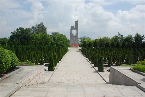 宁明烈士陵园 - 中国军网
