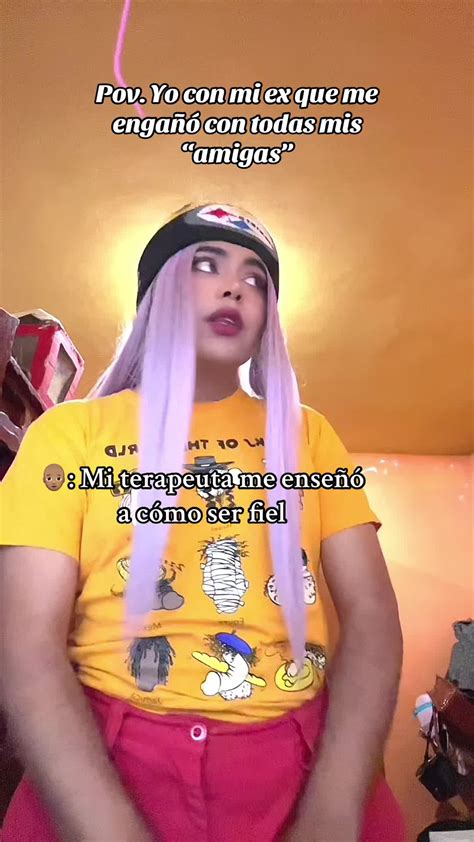 FOXXY ARENAS (@foxxy_are) - Urlebird