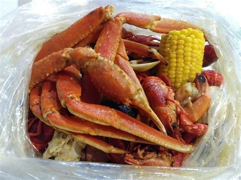 FRIED CHICKEN LIPS: Crazy Crab Seafood House