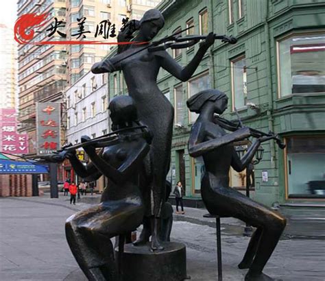 广场摆放玻璃钢仿铜抽象小提琴演奏人物雕塑-央美雕塑