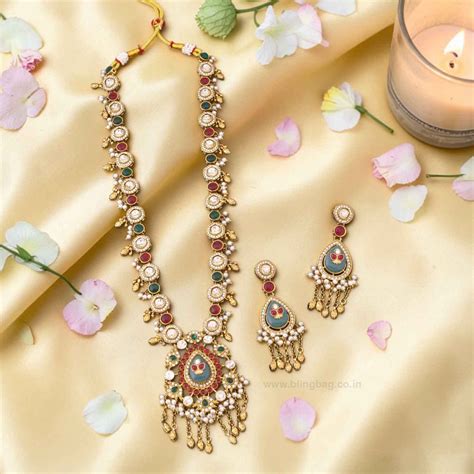 Multicolor Avnia Heritage Jewellery Set – Bling Bag