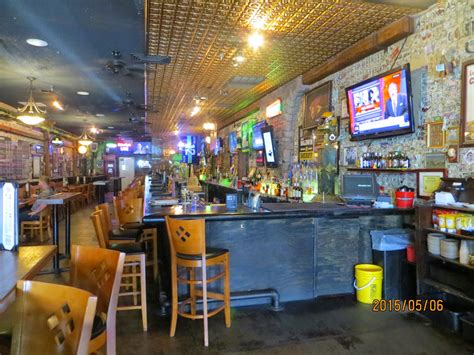 Jeeps Pubs Taverns and Bars: Murphy's Law Irish Pub & Ale House ...