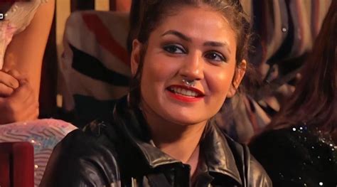 Entertainment Television 的图像结果