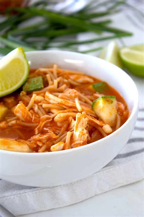 Sopa de Fideo | Mexican food recipes, Chicken and vegetables, Soups and ...