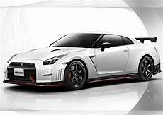 Nissan Gtr 2014 Hp by Nissan Gt R R35 Nismo 2014 2015 2016 Autoevolution Nissan Gtr 2014 Hp