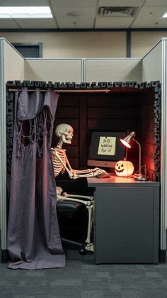Computer Lab Halloween Decorations 的图像结果