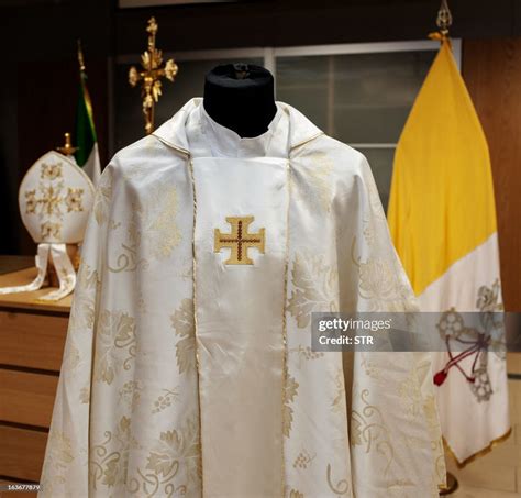 The pontifical vestments that will be worn by Pope Francis for his ...
