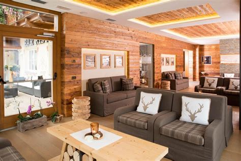 Hotels - Hotel La Cacciatora - Alba di Canazei - Val di Fassa - Dolomites