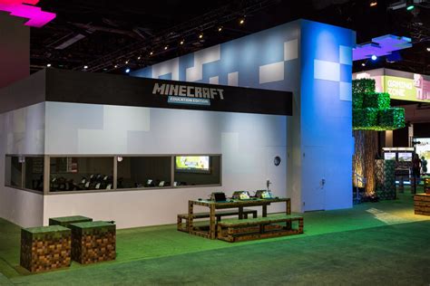 Real Life Minecraft at Minecon 的图像结果