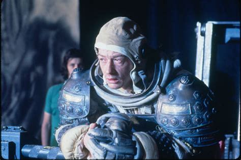 Alien Movie Space Suit 的图像结果