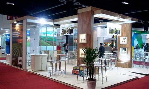 L&A stands: Customer Reviews, Stands and Services
