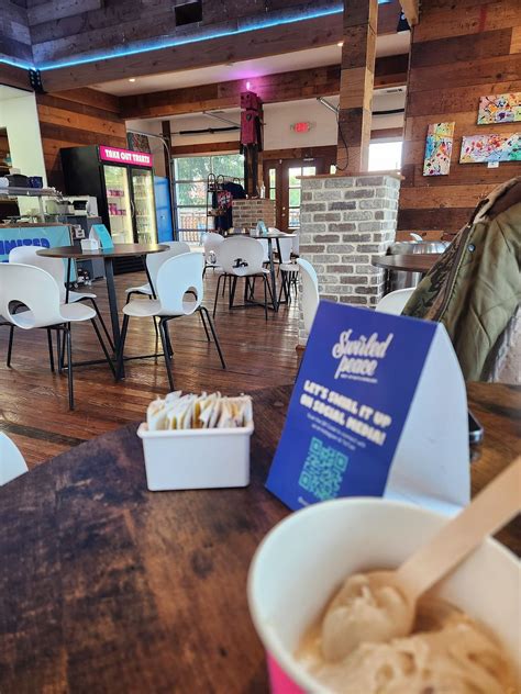 Swirled Peace - Dallas Texas Ice Cream - HappyCow