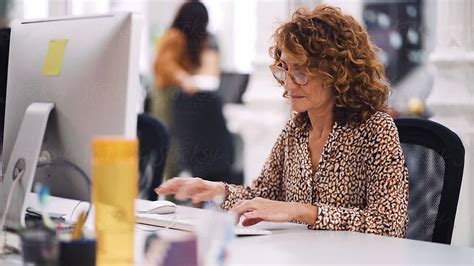 Working Office Computer 的图像结果