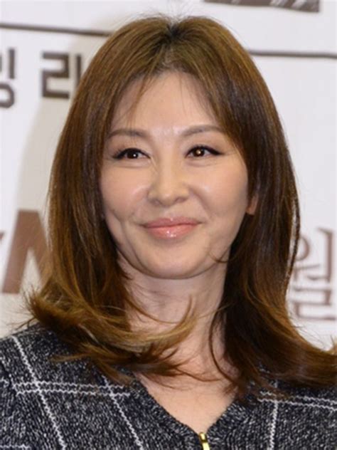 Lee Mi-sook Pictures | Rotten Tomatoes