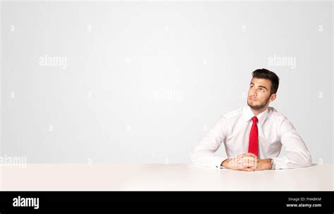 Business Man White Background 的图像结果