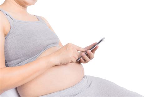 Doctors Caution Pregnant Women About Wireless Radiation Health Risks ...