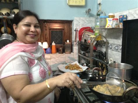 Local Cooked Food 的图像结果