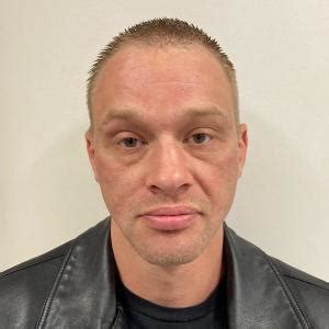 Jeremy Burkle, a registered in johnson city, ny 13790 at Offender Radar
