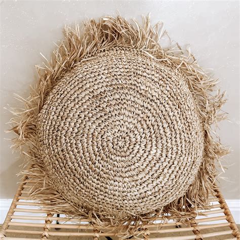 RAFFIA ROUND FLOOR CUSHION - Bowhome