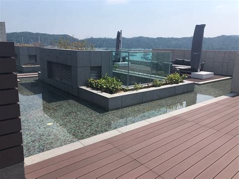 The Pier Hotel Hong Kong Pool: Pictures & Reviews - Tripadvisor