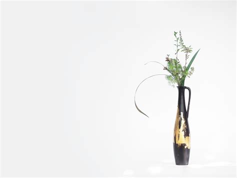 The beauty of wabi-sabi and Kintsugi | Meer
