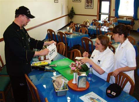 Humphreys Garrison Soldiers learn cooking, display skills from Food ...