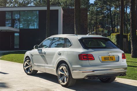 2019 Bentley Bentayga Plug-in Hybrid Leaked Hours Before Its Official Release - autoevolution