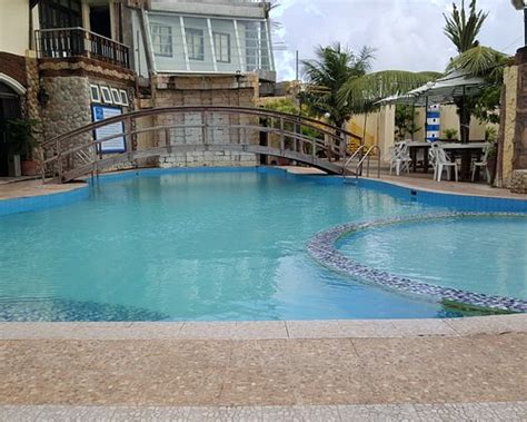 BAGASBAS LIGHTHOUSE HOTEL RESORT (Daet, Bicol) - Hotel Reviews & Photos ...