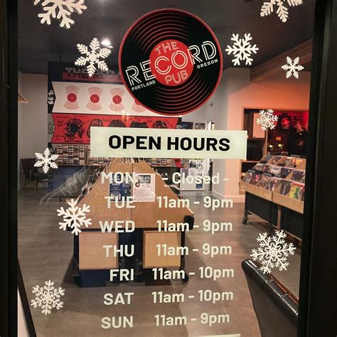 HOLIDAY HOURS AT TRP - The Record Pub