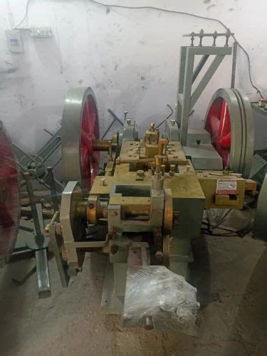 Small Size Screw Rolling Machines 的图像结果