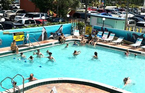 THE BAY INN AT LANI KAI (Fort Myers Beach) - Motel Reviews & Photos ...
