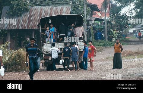 Thai Local People 的图像结果