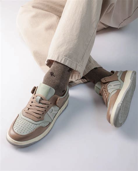 Rare Rabbit Men's Gabbs Green Plain Shoes