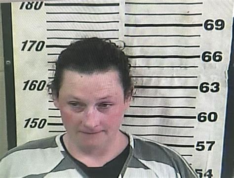 Woman arrested for felony child abuse in Perry County